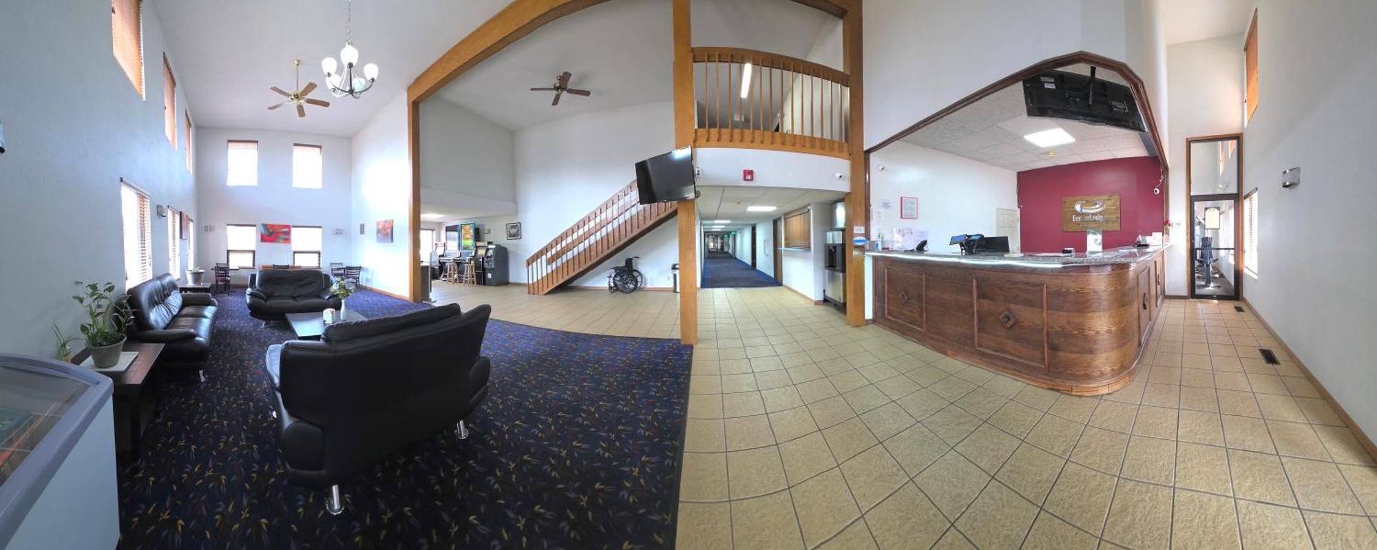 Econo Lodge Inn & Suites Wisconsin Dells Exterior photo